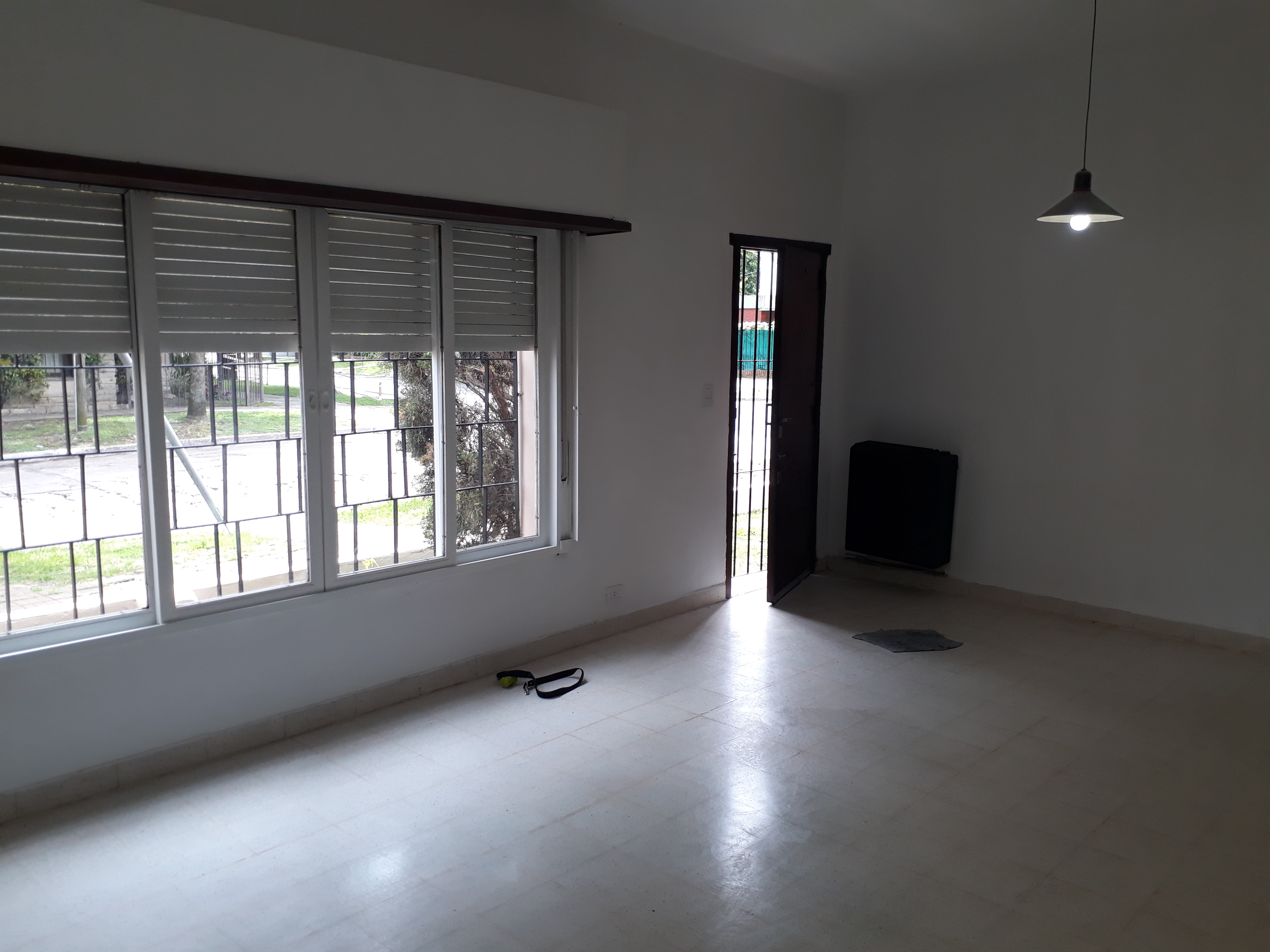 Casa Americana a La Venta en Ituzaingo Norte