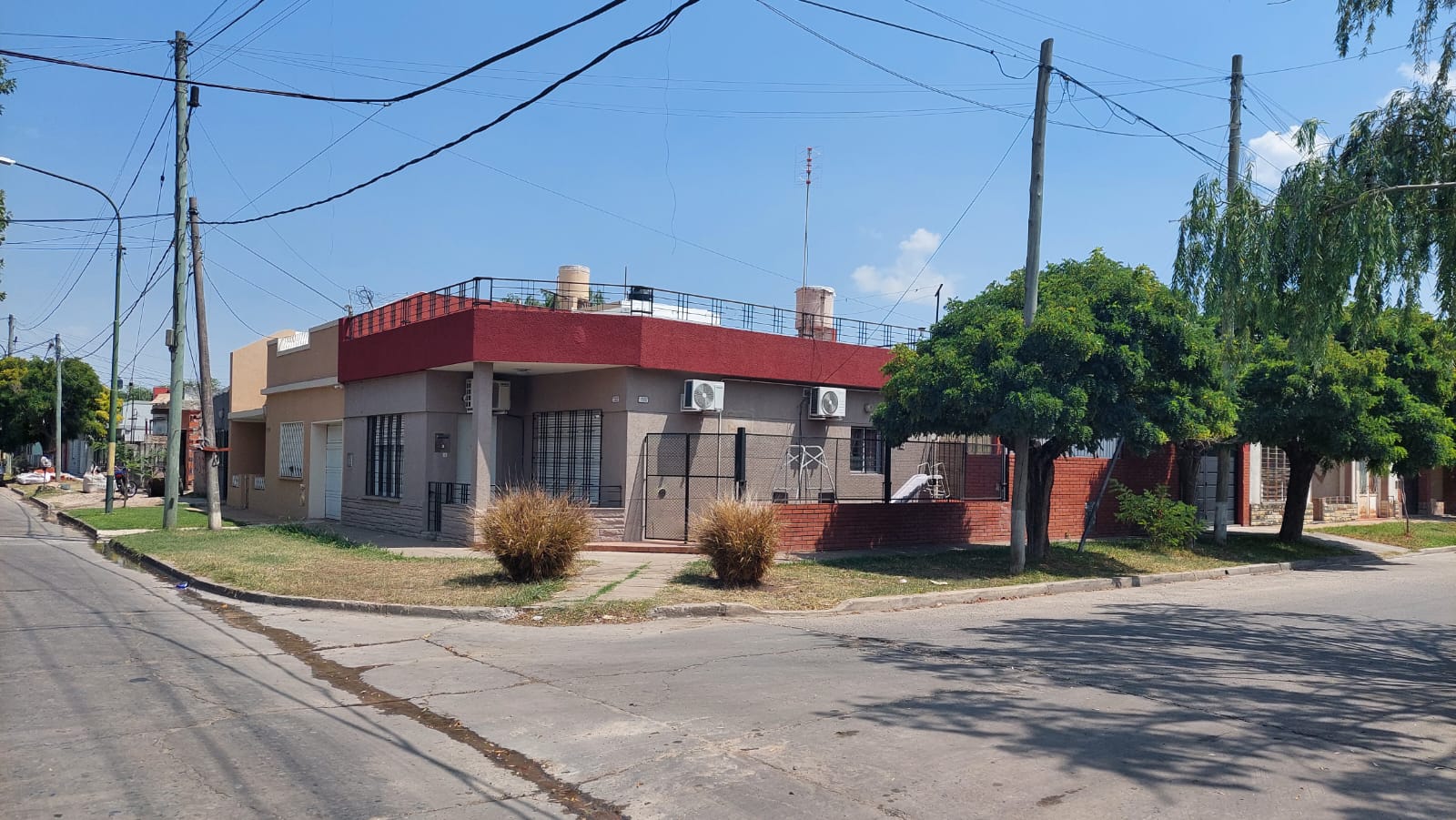 Casa Americana a la venta en Ituzaingo Norte