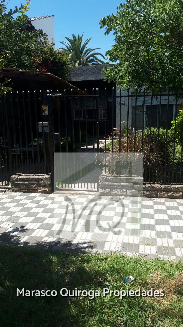 Casa Americana en Ituzaingó Sur APTO CREDITO