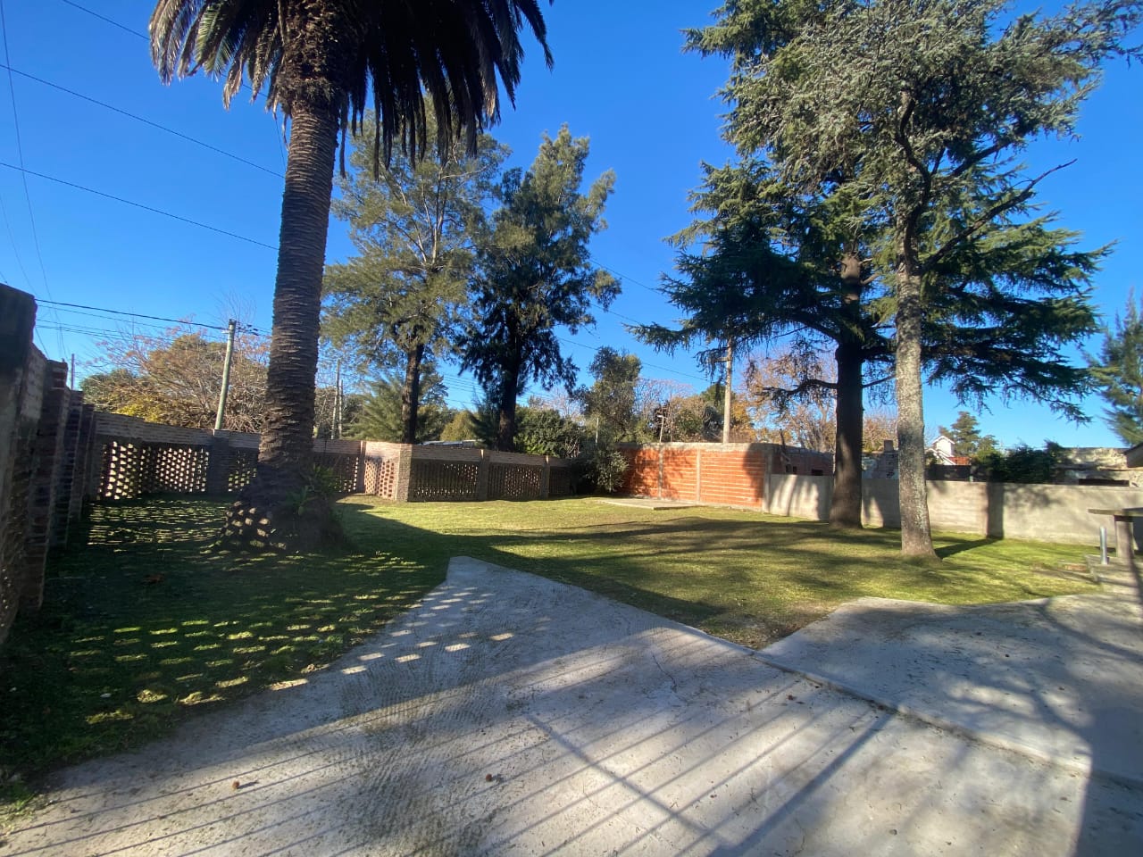 Lote de 21x19 a la venta en ituzaingo norte
