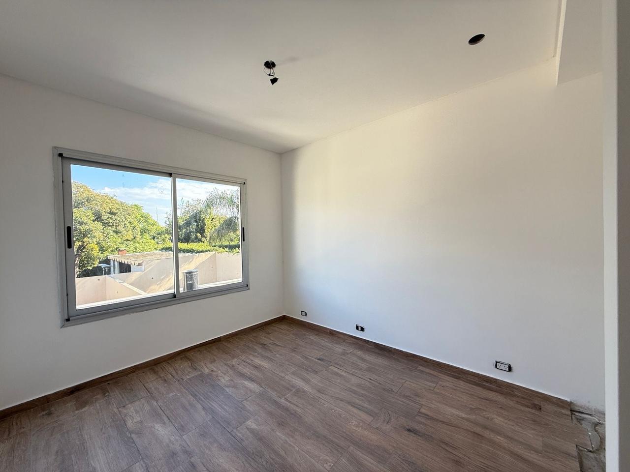 Espectacular Duplex A Estrenar, 4 Ambientes En Castelar Sur. 3 Unidades Disponibles.