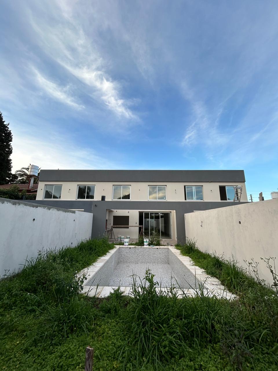 Espectacular Duplex A Estrenar, 4 Ambientes En Castelar Sur. 3 Unidades Disponibles.