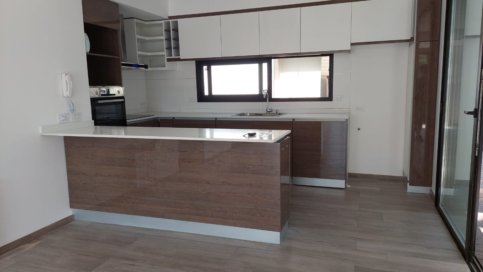 Casa americana a la venta a estrenar, detalles de categoría.