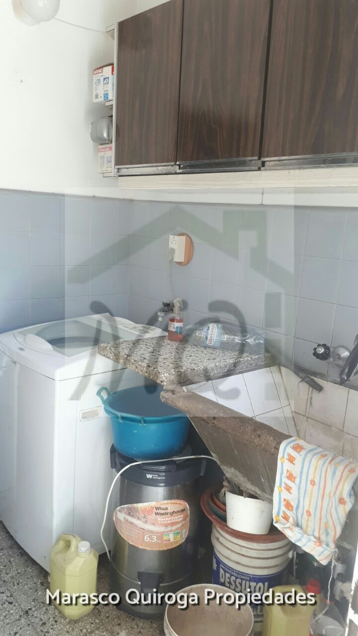 Casa Americana a la venta en Ituzaingo Sur. Zona centro.