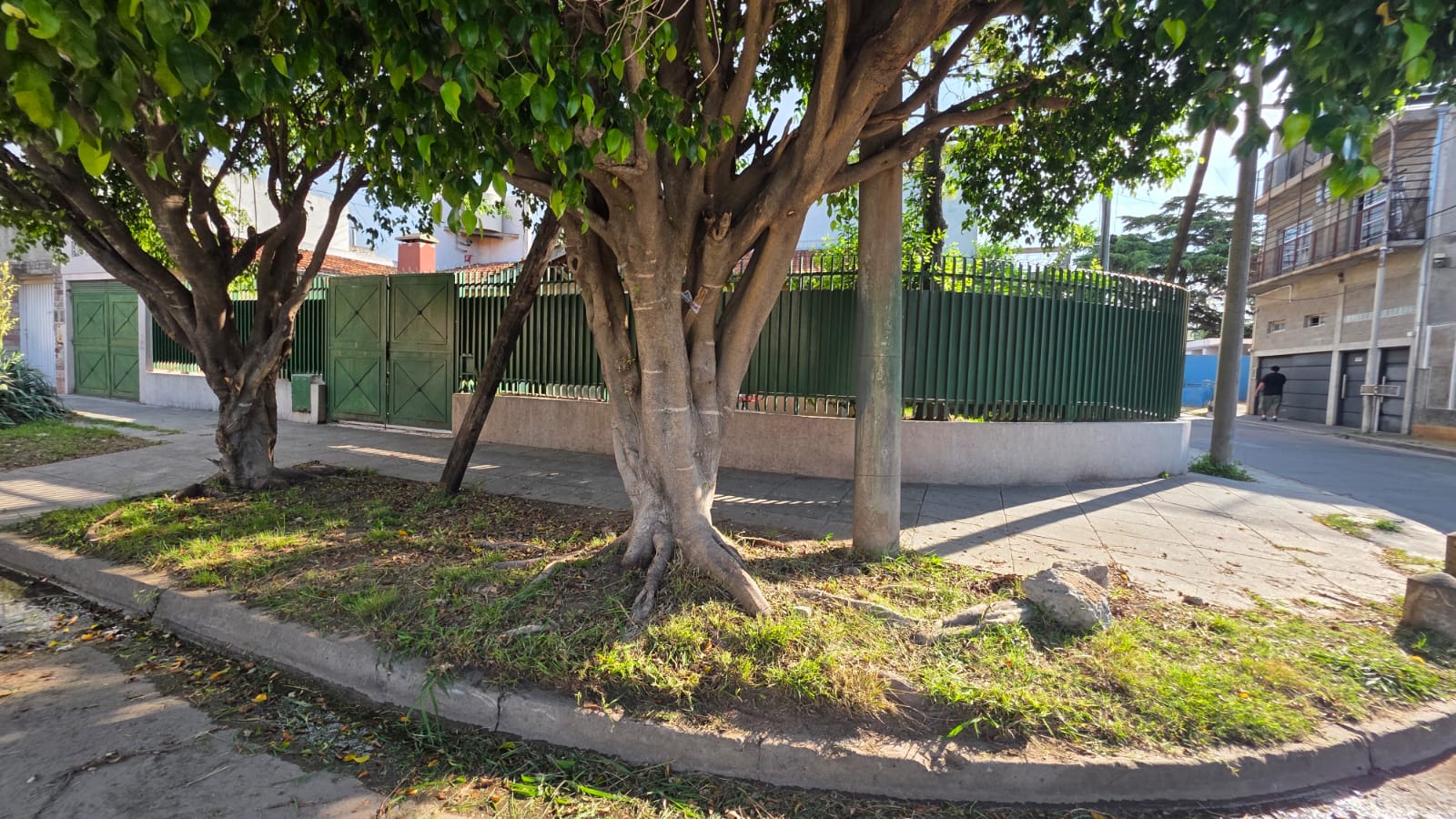 Casa lote propio, Villa Sarmiento